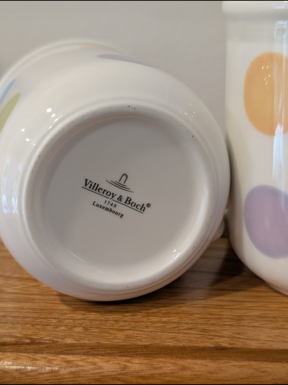 VTG Villeroy & Boch Bonjour Polka Dot Ceramic Mugs - Set of 2 - Picture 8 of 8